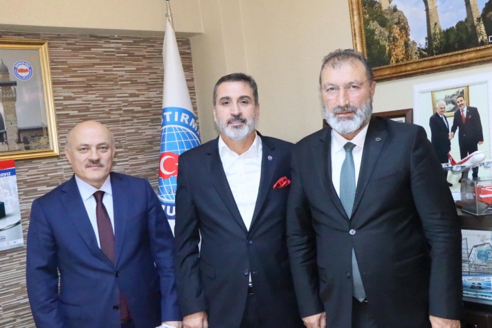 ÖZ Güven Sen Genel Başkanı ve Hizmet İş Genel Başkan Yardımcısın'dan Sendikamıza Ziyaret