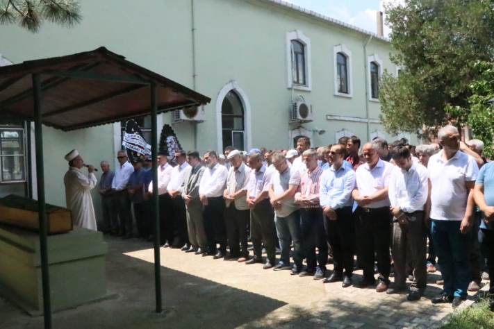Cankesen Tren Kazasında Hayatını Kaybeden Üyemiz Seyfi Erbilin Cenaze Törenine Katıldı.
