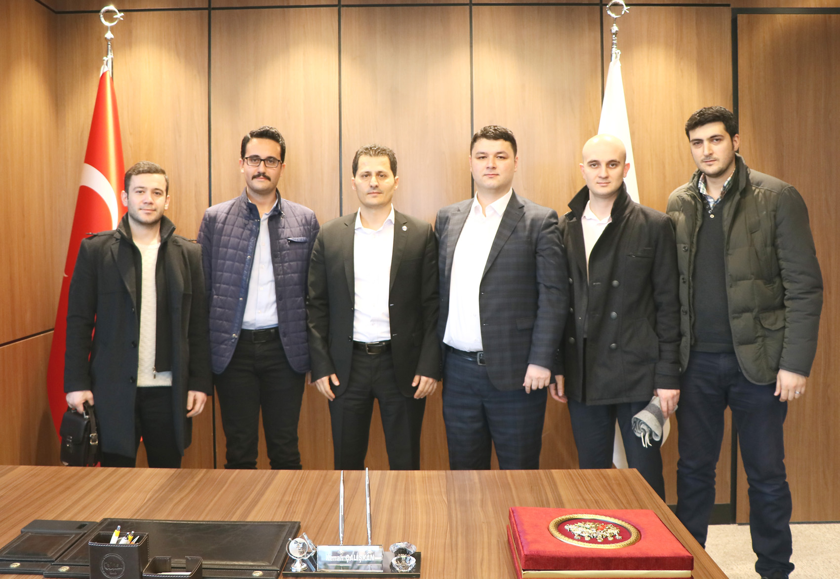Gençlik Komisyonumuzdan Genel Başkan Çalışkan’a Tebrik Ziyareti